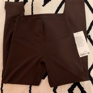 🔅S O L D 🔅Lululemon 25” Align legging